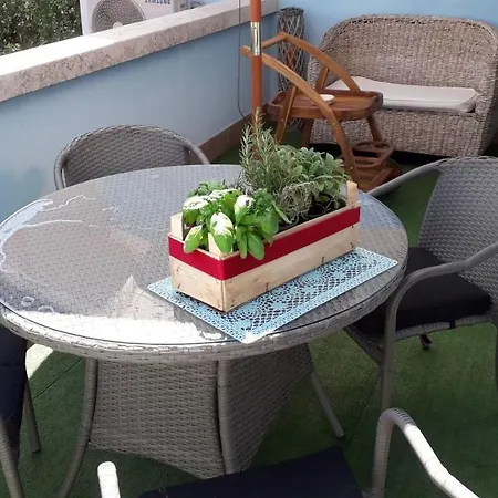 Bella Cora Apartment