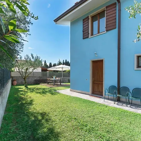 Bella Cora *